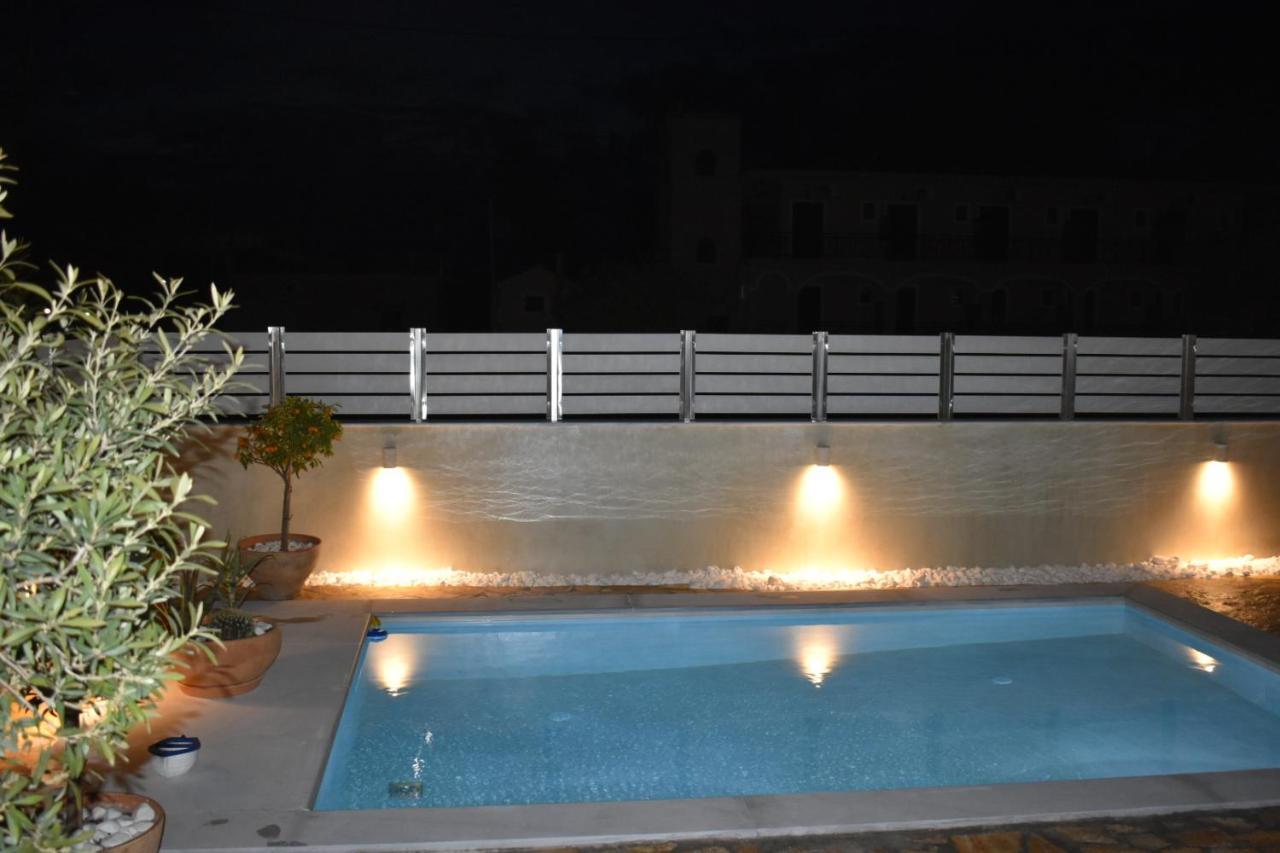 Daffodil Mini With Private Infinity Pool Holiday home Agios Georgios (Corfu)