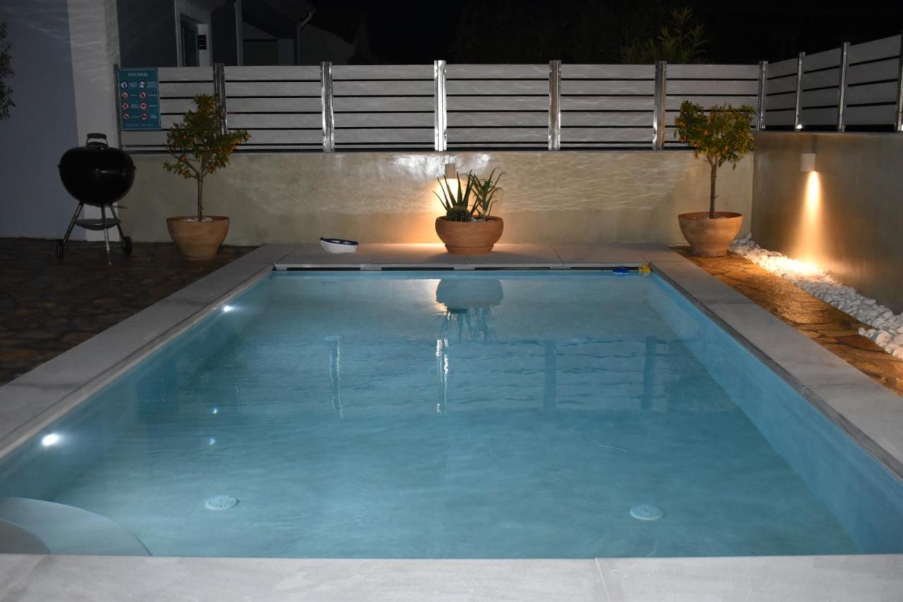 Daffodil Mini With Private Infinity Pool Agios Georgios (Corfu)